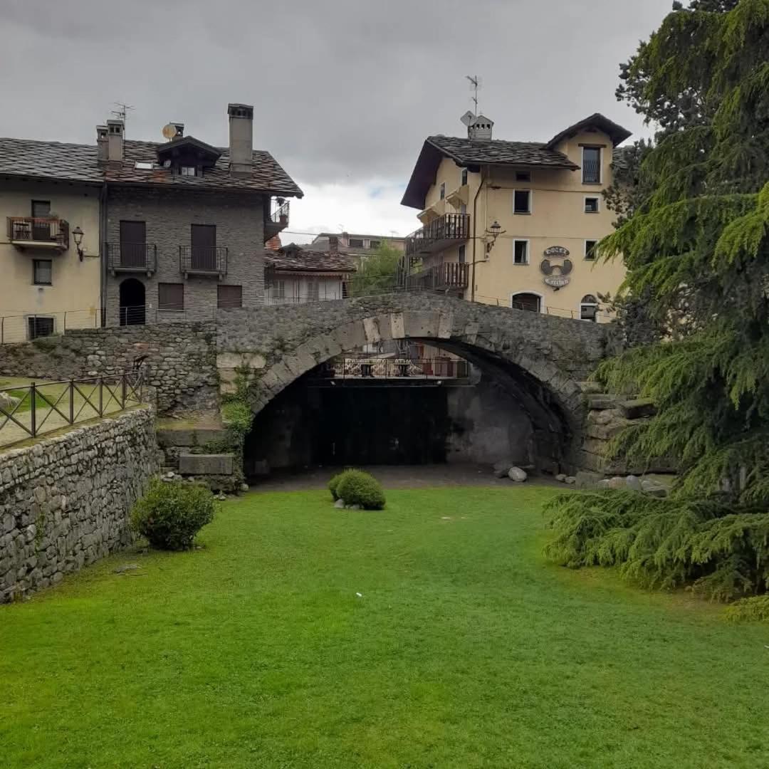Il Mughetto Apartment Aosta Exterior photo